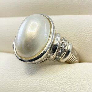 Judith Ripka Ring Pearl White Sterling Silver size 8 Oval 925 QVC